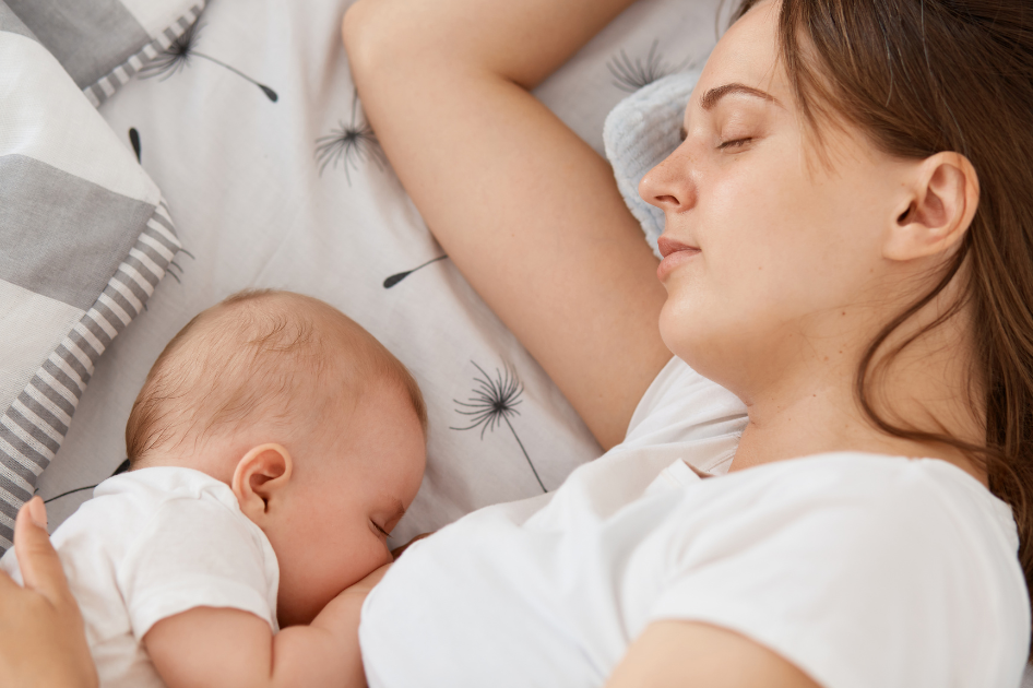 生後4ヶ月の授乳間隔の目安は?完母・混合・完ミ別に紹介