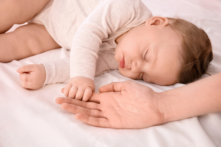 9ヶ月〜1歳2ヶ月、ねんねのお悩みQ&A