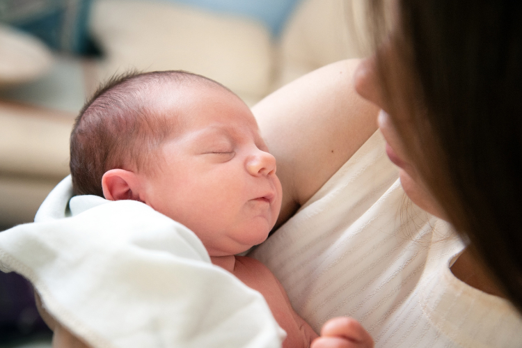 新生児〜3ヶ月までにおすすめ！赤ちゃんがよく眠る過ごし方