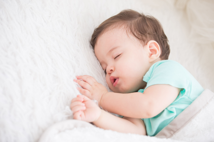 生後4〜5ヶ月の赤ちゃんにおすすめ！よく眠る過ごし方